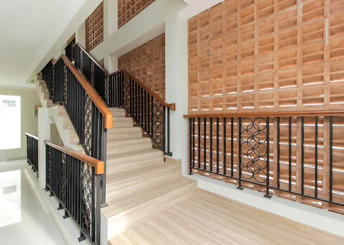 RedDoorz Premium near Ragunan Zoo 2