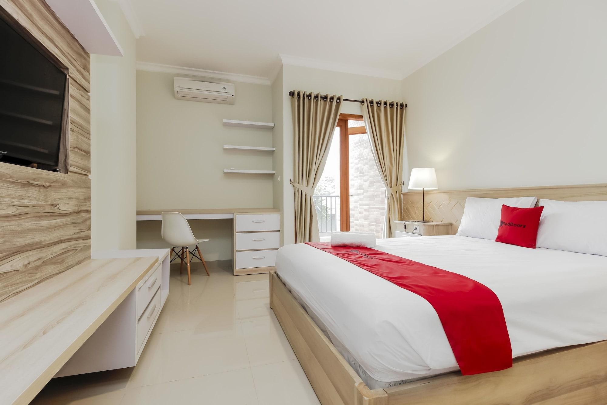 Reddoorz Premium Near Ragunan Zoo 2 3*