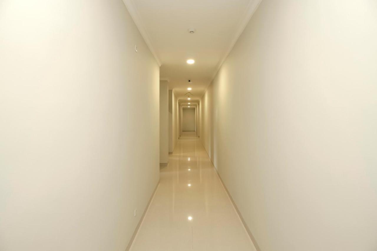 Rumah tetamu Reddoorz Premium Near Ragunan Zoo 2